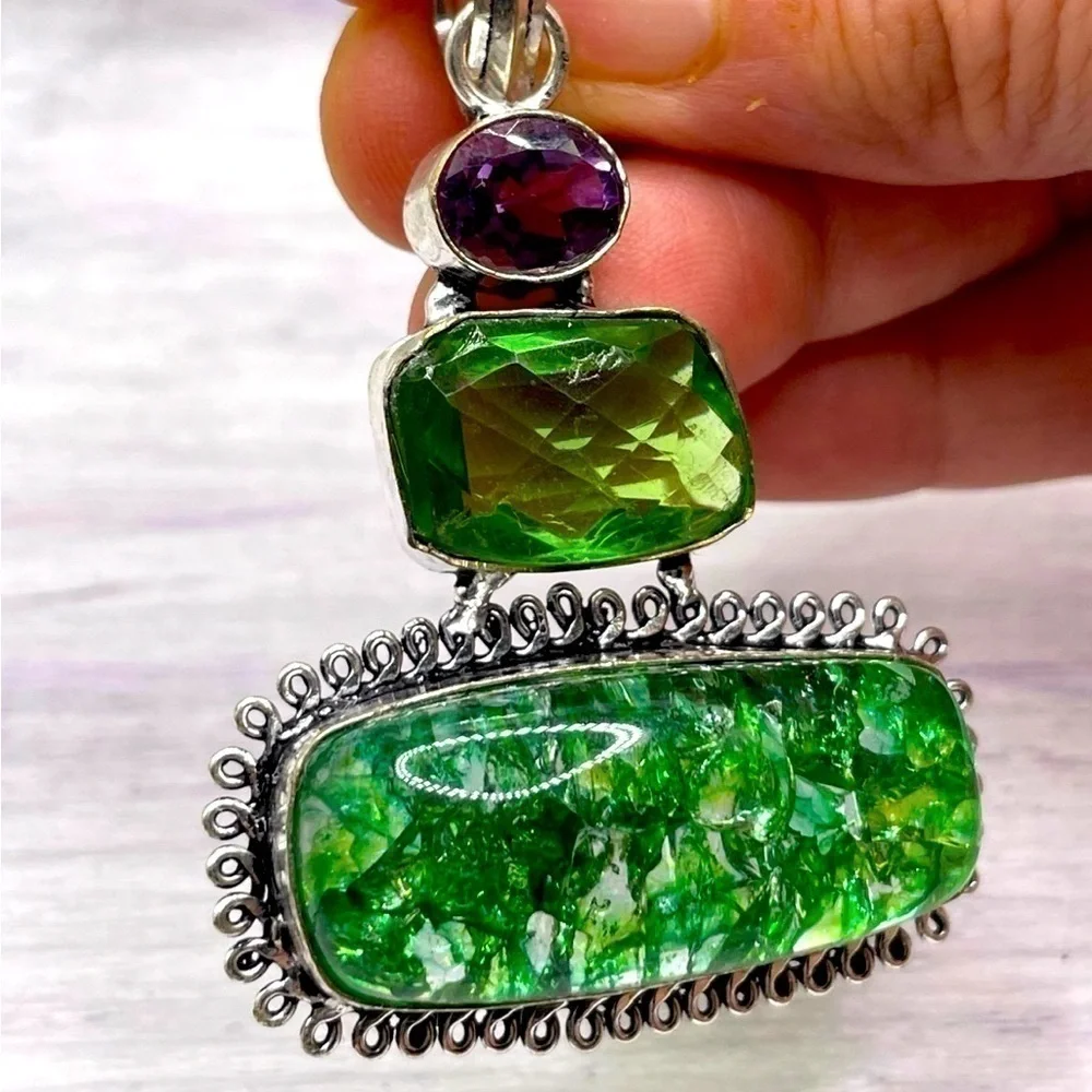 Green Solar Quartz Pendant
